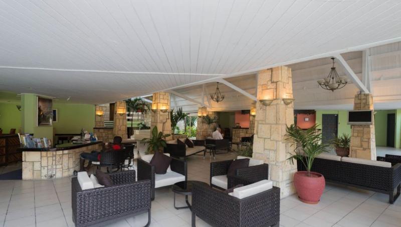 Starfish Halcyon Cove Hotel Dickenson Bay Exterior photo